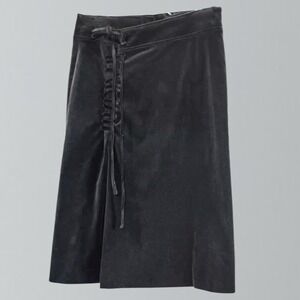 Gucci Black Velvet Lace Up Midi Skirt‎ Women Authentic Italian Designer Size 4-6